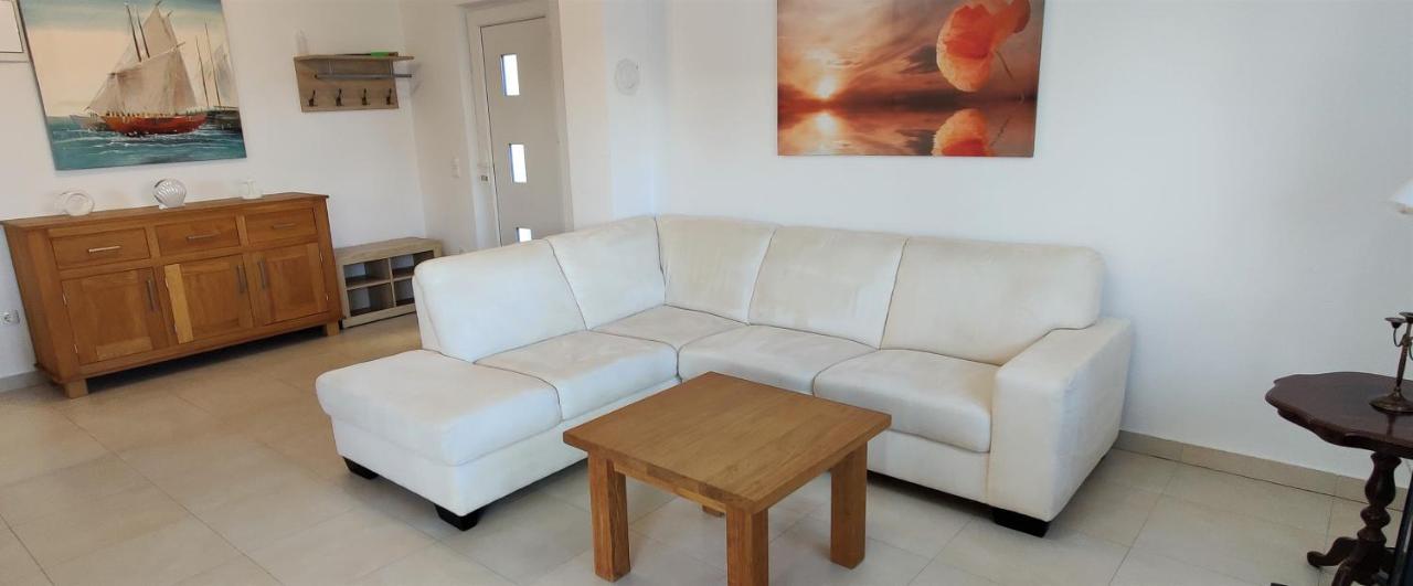 Apartments Le Mare - Pool, Sandstrand, Meerblick, W-Lan, Grill Privlaka  Kültér fotó