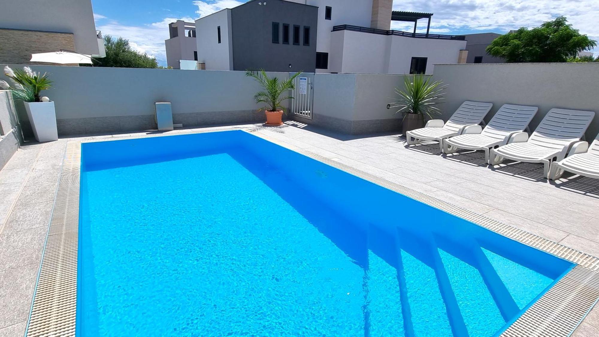 Apartments Le Mare - Pool, Sandstrand, Meerblick, W-Lan, Grill Privlaka  Kültér fotó